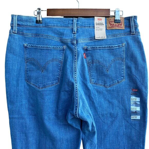 Levi’s Classic Straight Denim Jeans Women’s 16 Short Mid Rise Medium Wash NEW - Picture 6 of 9